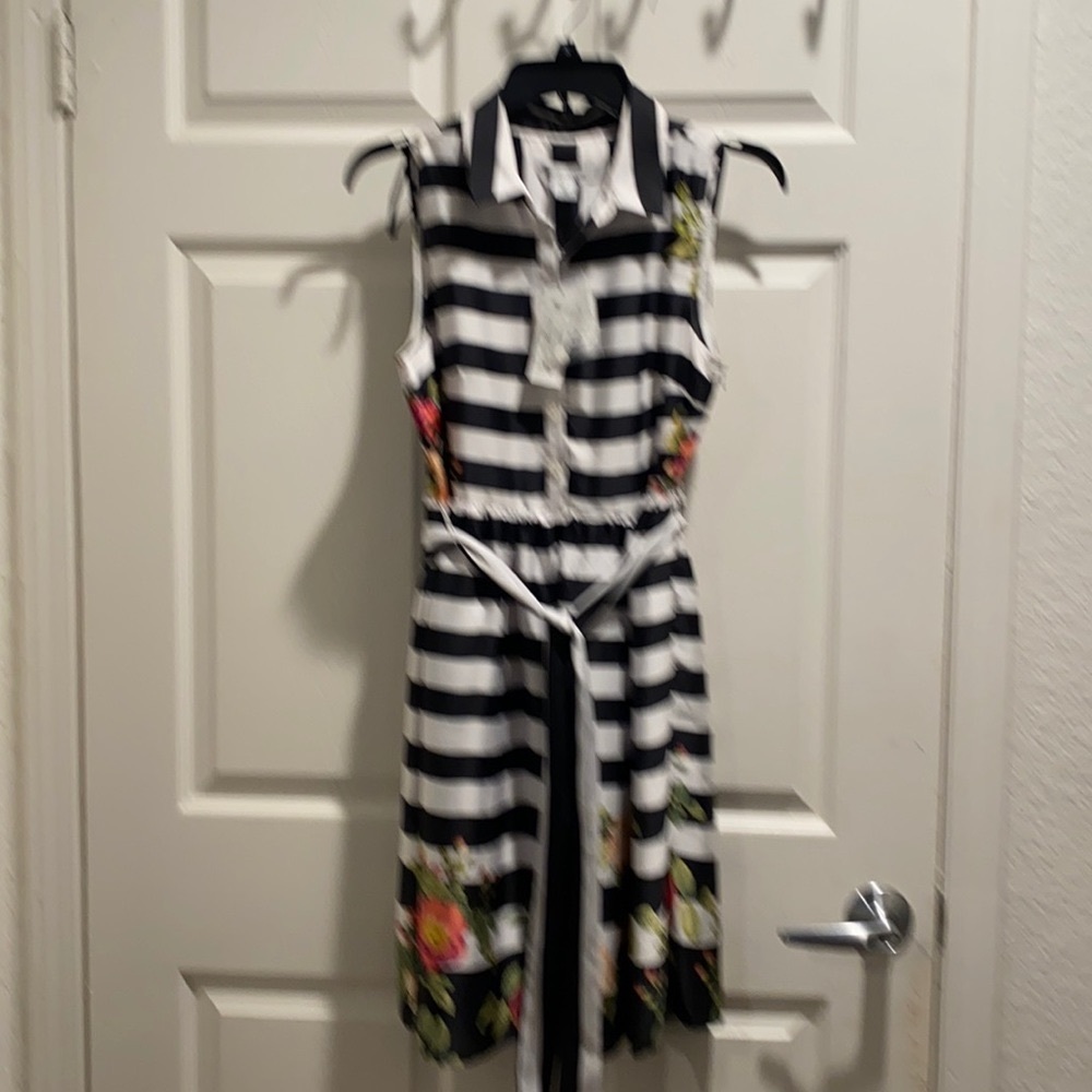 Liz clairbone dress floral print sleevesless new